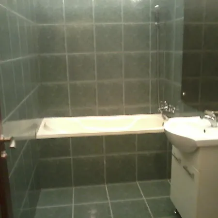 Bed & Breakfast Piata Lahovari Boutique *