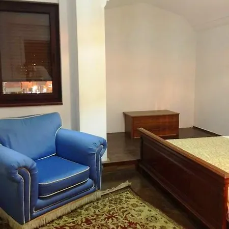 Piata Lahovari Boutique Bucharest