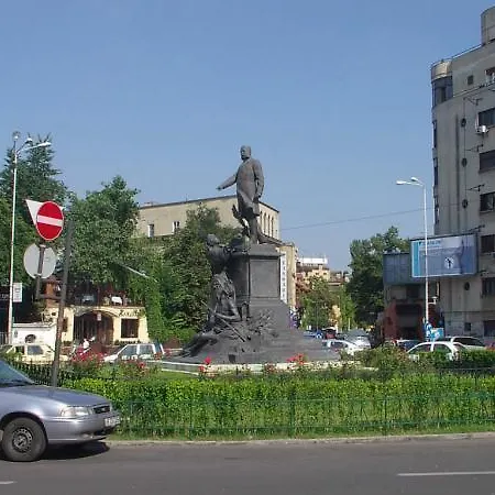 Piata Lahovari Boutique *