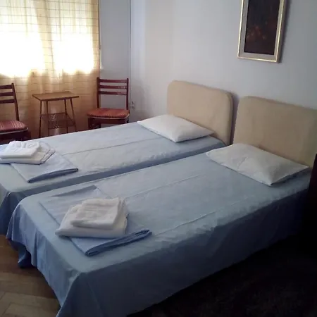 B&B Piata Lahovari Boutique *