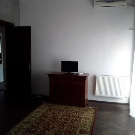 Piata Lahovari Boutique * Bucureşti
